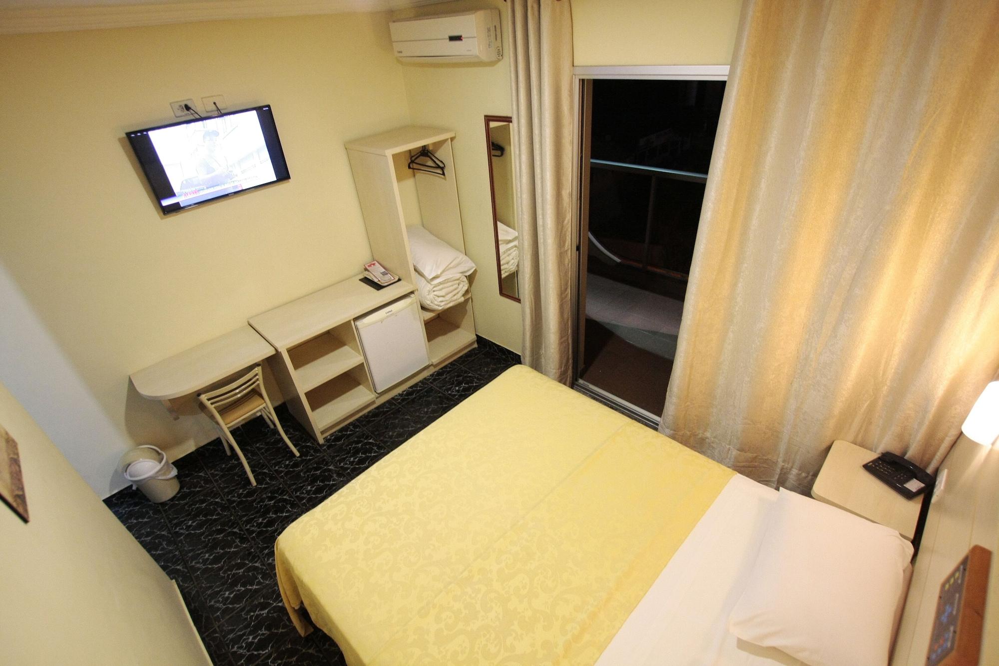 פוז דו איגואסו Hotel Tres Fronteiras מראה חיצוני תמונה