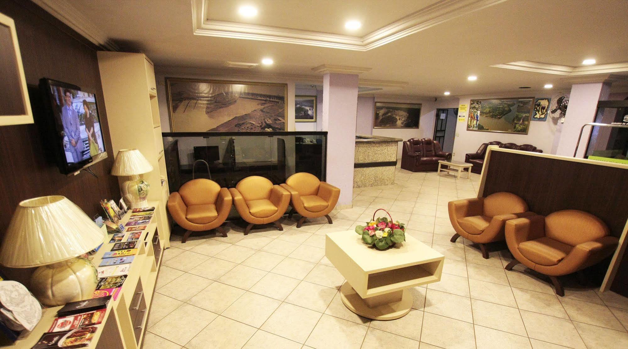 פוז דו איגואסו Hotel Tres Fronteiras מראה חיצוני תמונה